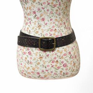 Gap brown leather belt (no size tag) fits around a 33-34” waist around a medium